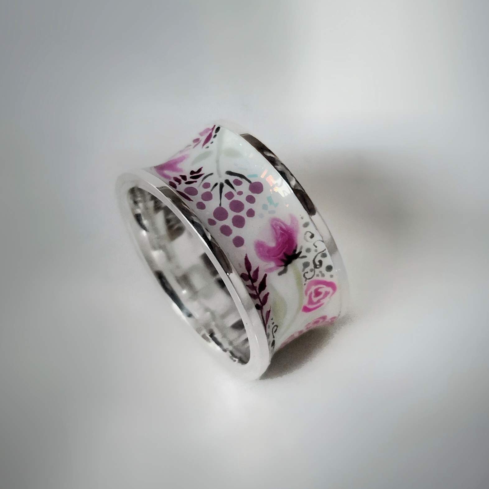 Flower blossom painted ring